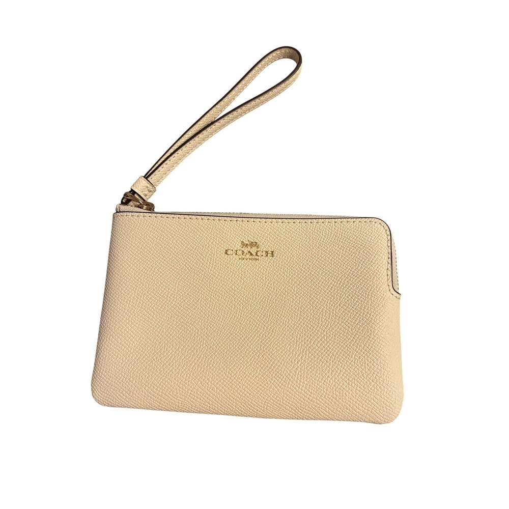 Coach Corner Zip Wristlet Chalk Crossgrain Leather Gold Logo 58032 NEW